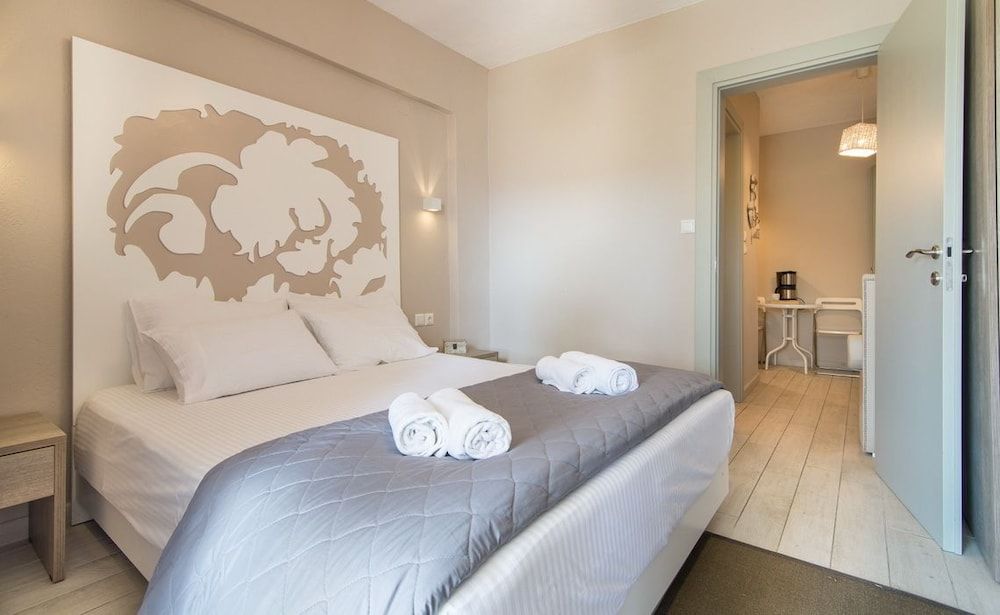Deluxe Apartment (3 Adults)
