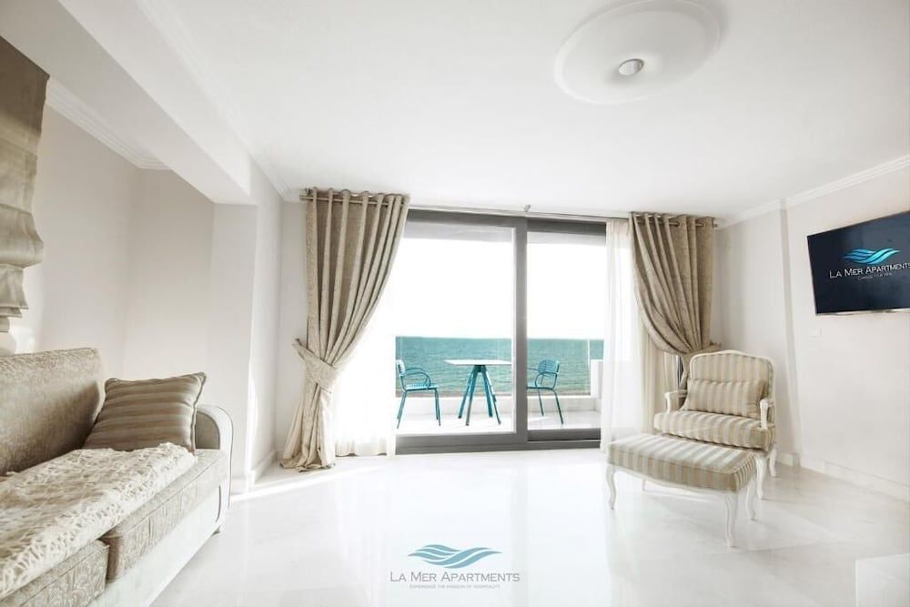 La Mer Apartments Luxury Suite, Sea View 12