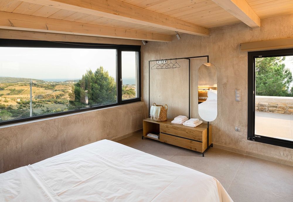 Etheres Junior Villa, Private Pool 2