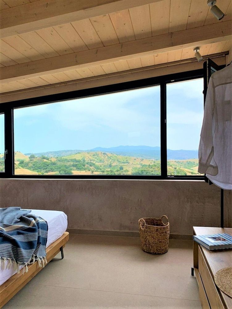 Etheres Senior Villa, Private Pool, Mountain View 4