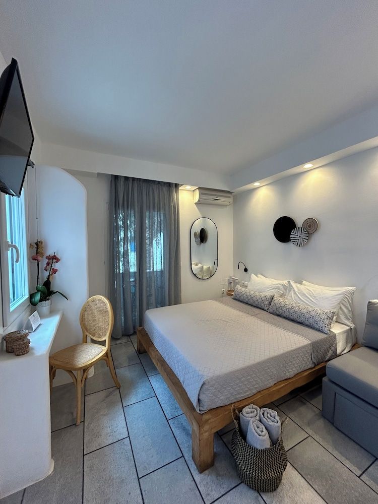Deluxe Triple Room, Balcony
