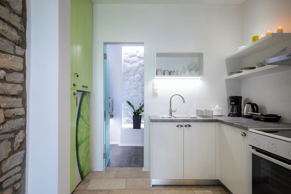 Arco Naxos Luxury Apartments Executive Apartment, Courtyard View 9