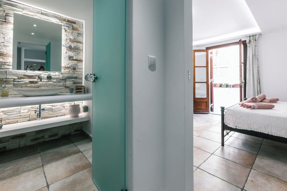 Arco Naxos Luxury Apartments Grand Apartment 23