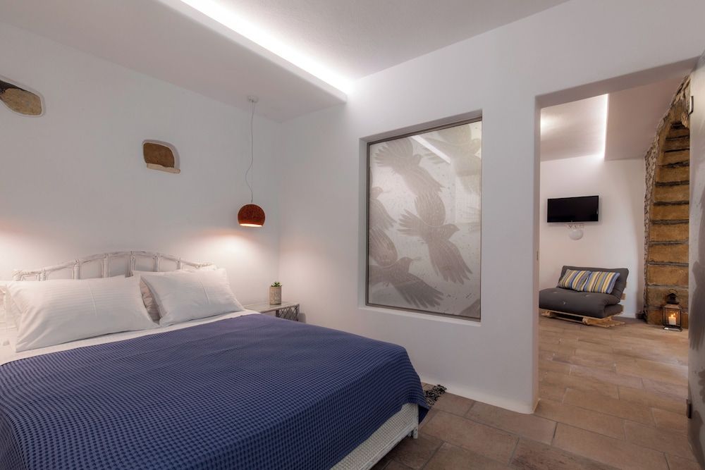 Arco Naxos Luxury Apartments Executive Apartment, Courtyard View 5