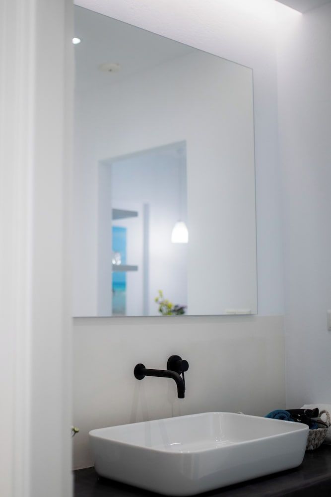 Arco Naxos Luxury Apartments Executive Apartment, Courtyard View 16