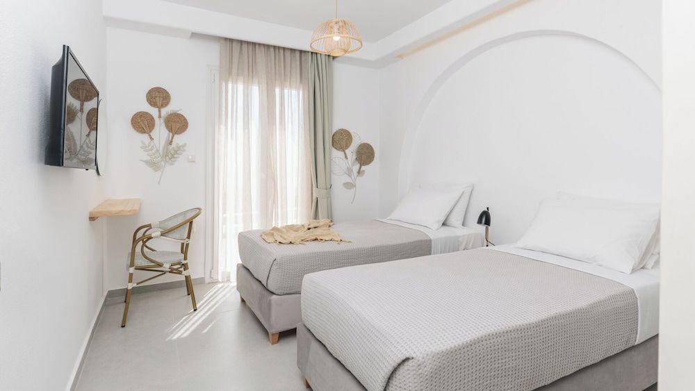 Comfort Villa, 4 Bedrooms, Private Pool, Beach View