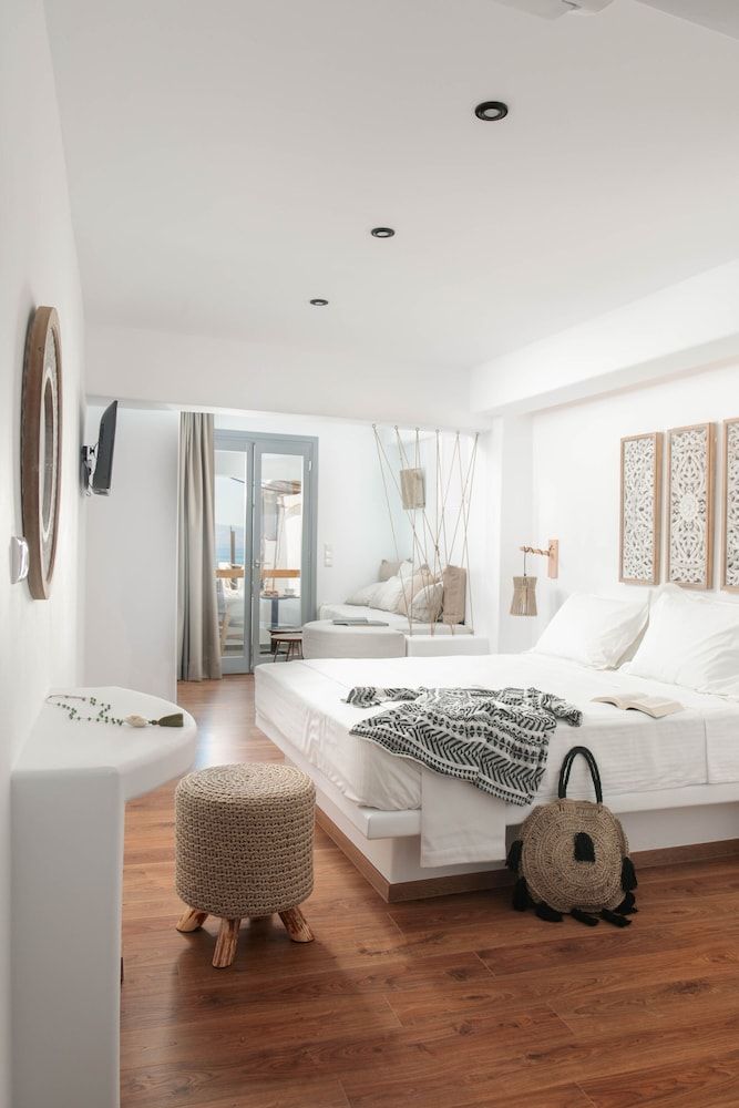Junior Suite, Sea View (2)