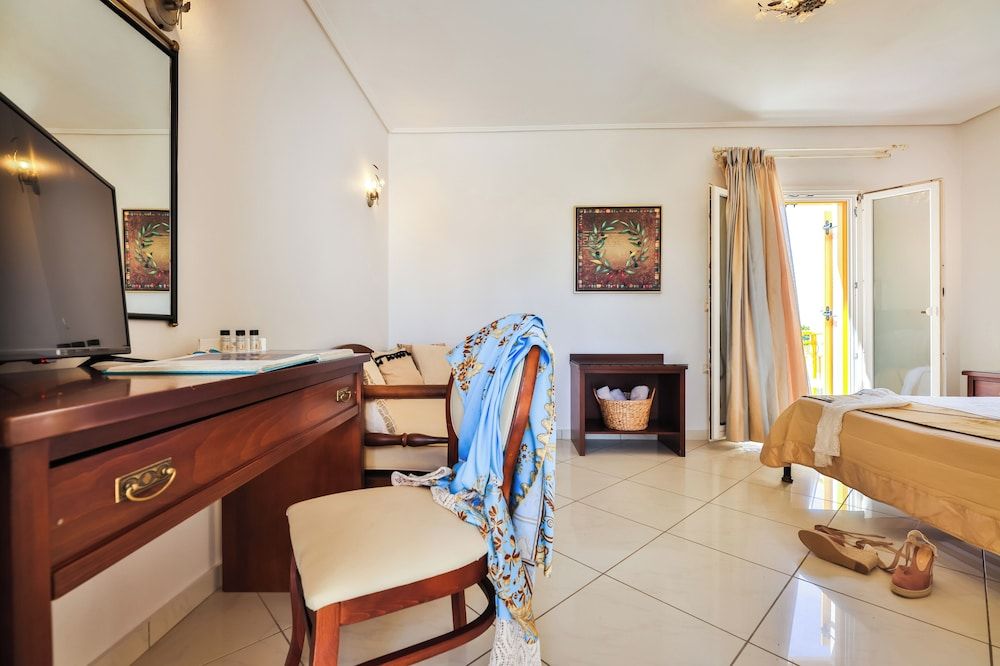 Aegean Palace Standard Room Garden View 13