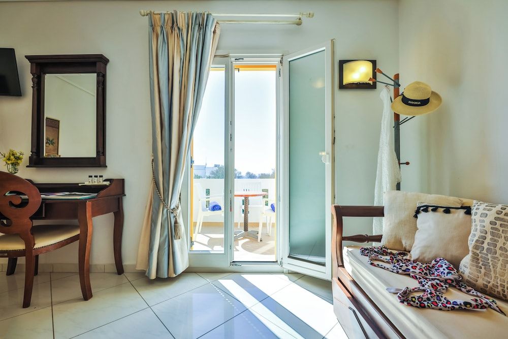 Aegean Palace Standard Room Garden View 15