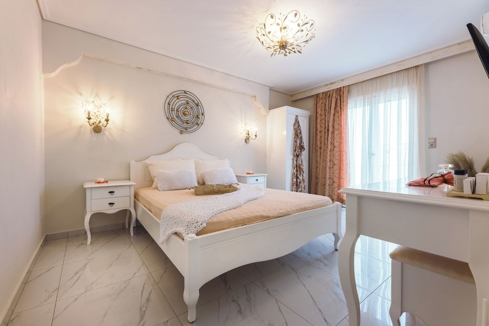 Aegean Palace Grand Suite, Private Pool