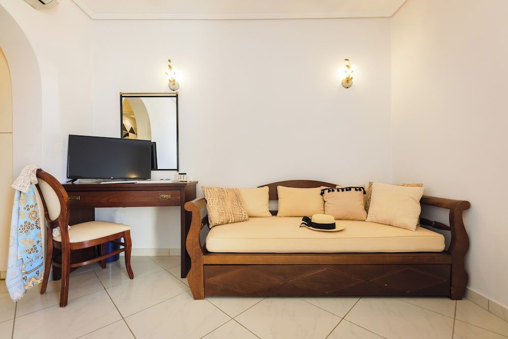 Aegean Palace Standard Room Garden View 14