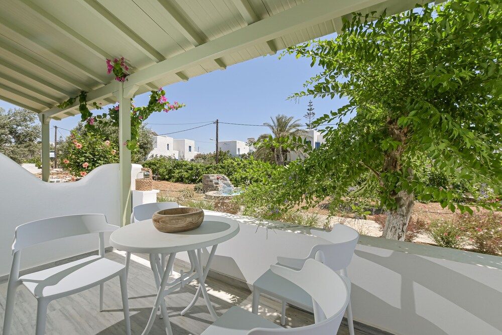 Naxian Garden of Senses Family Apartment, 2 Bedrooms, 2 Bathrooms, Garden View 9