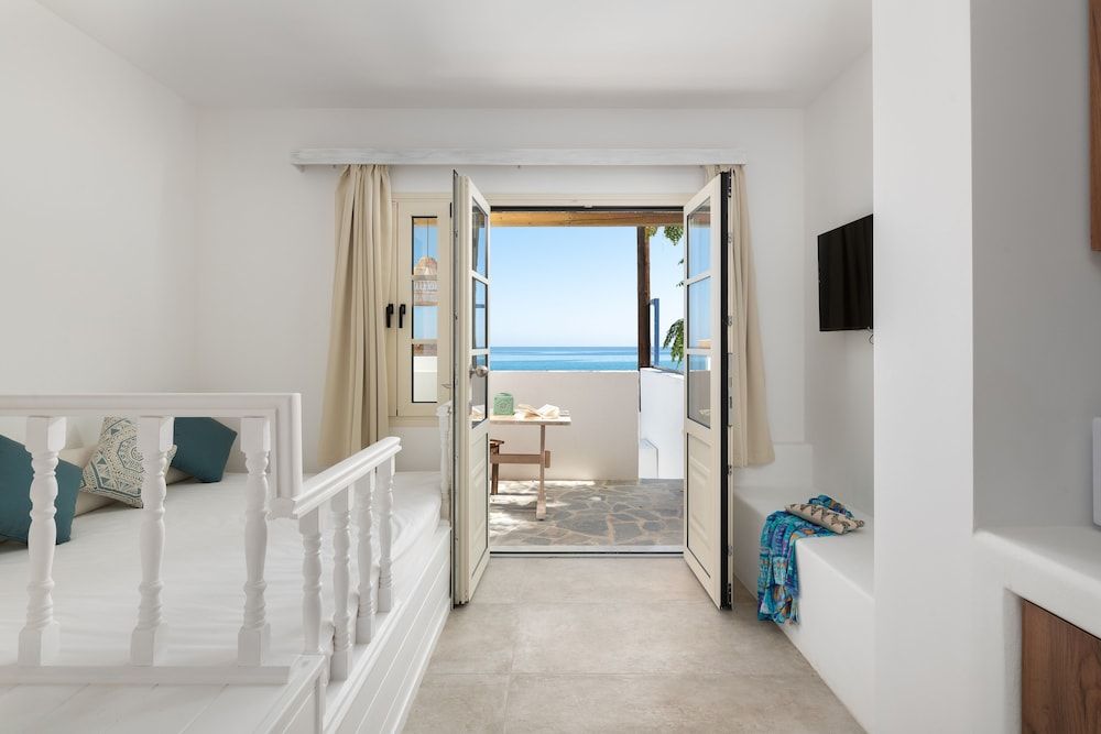 Akti Luxury Suites