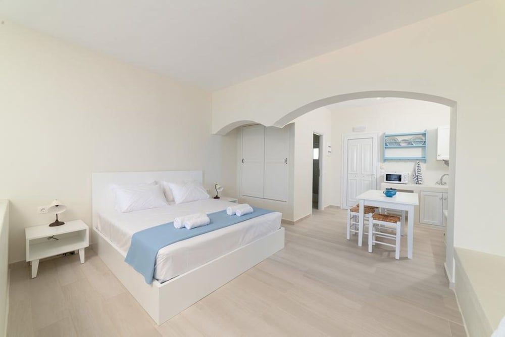 Aegean Luxury Suites