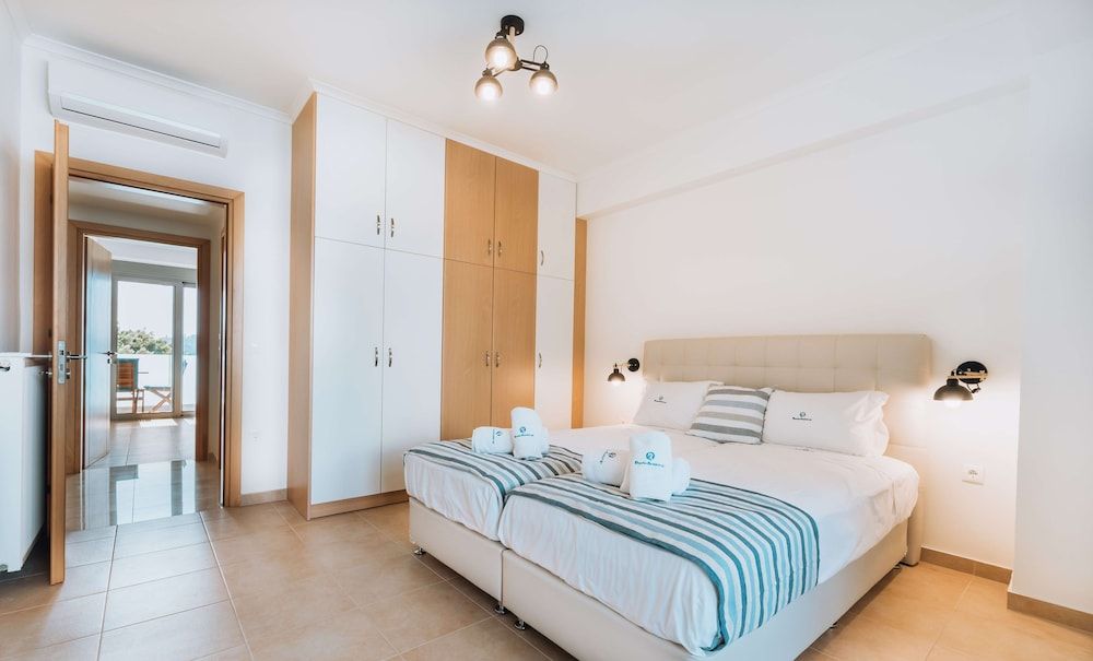 Rhodes Port Haven Suite Apartment, 2 Bedrooms 5