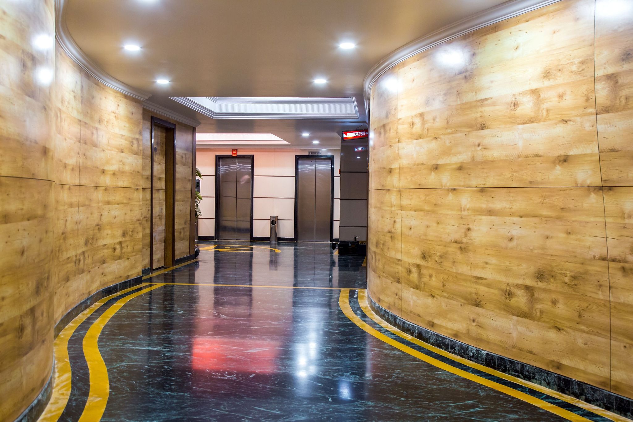 undefined Hotel Tip Top Plaza 4