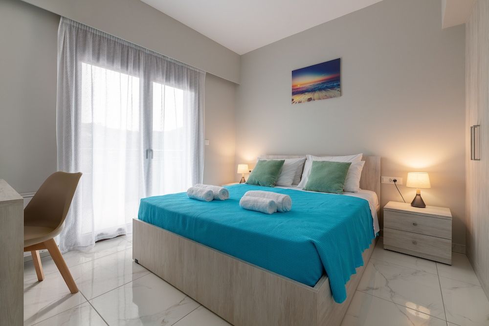 Luxury Apartment, 2 Bedrooms, Mountain View (Ariadne)