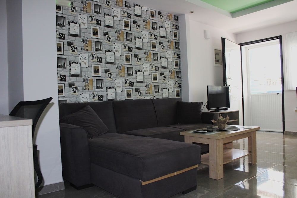 Design Apartment (Thetida)
