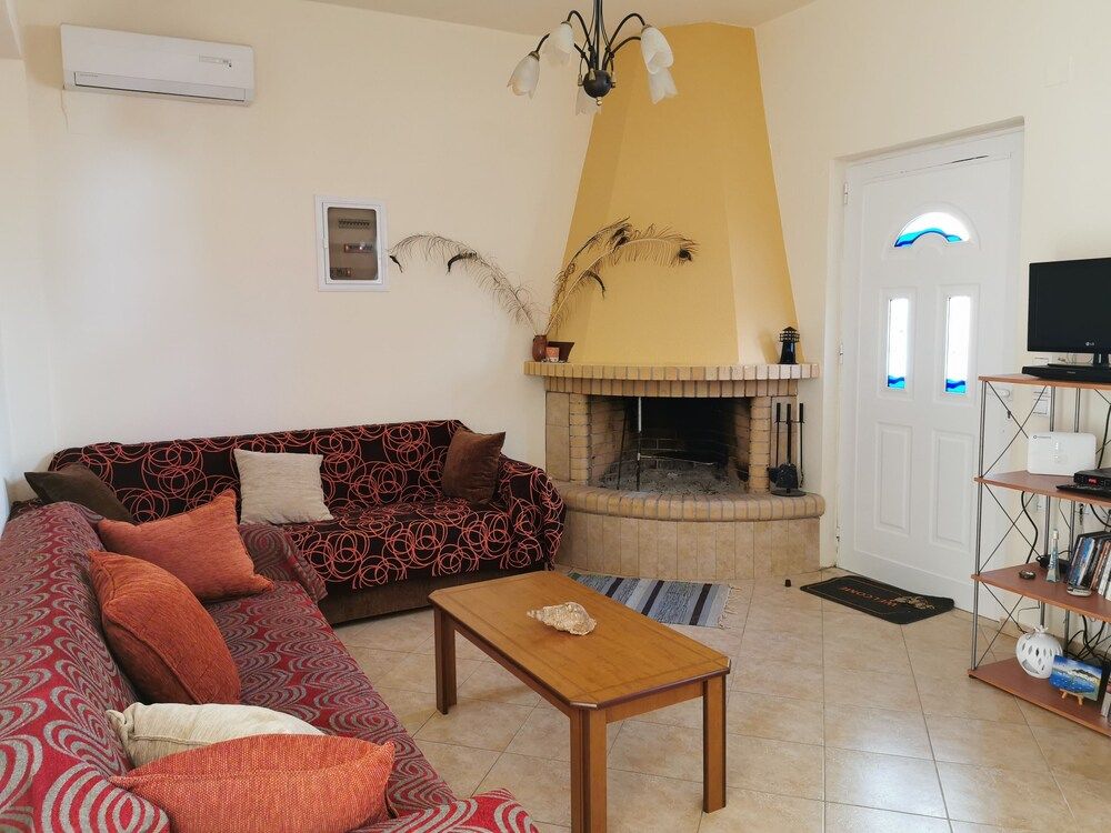 House, 2 Bedrooms