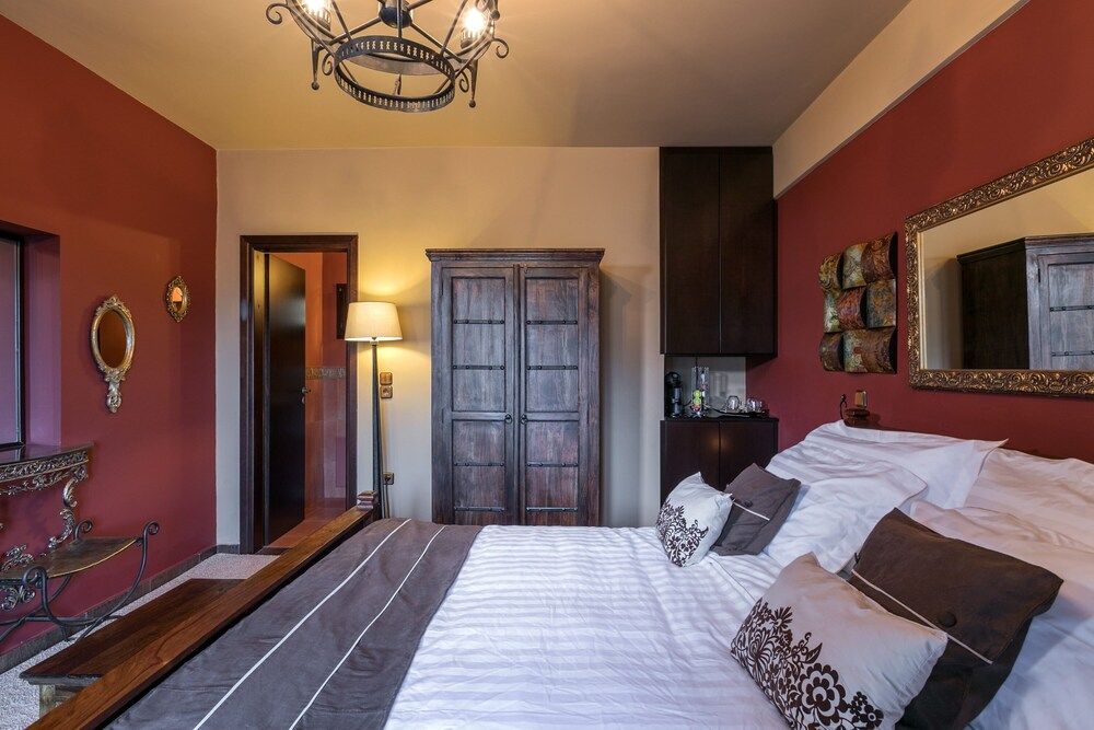 Design Villa, 4 Bedrooms, Fireplace, Mountain View