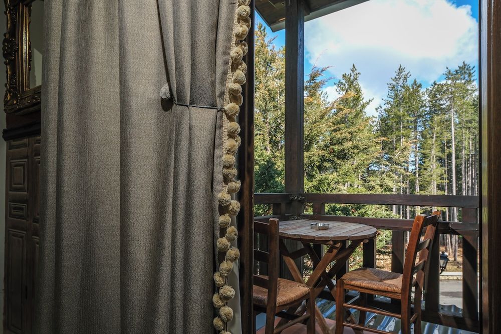 Pindos Resort Luxury Villa, 2 Bedrooms, Connecting Rooms, Mountainside 5