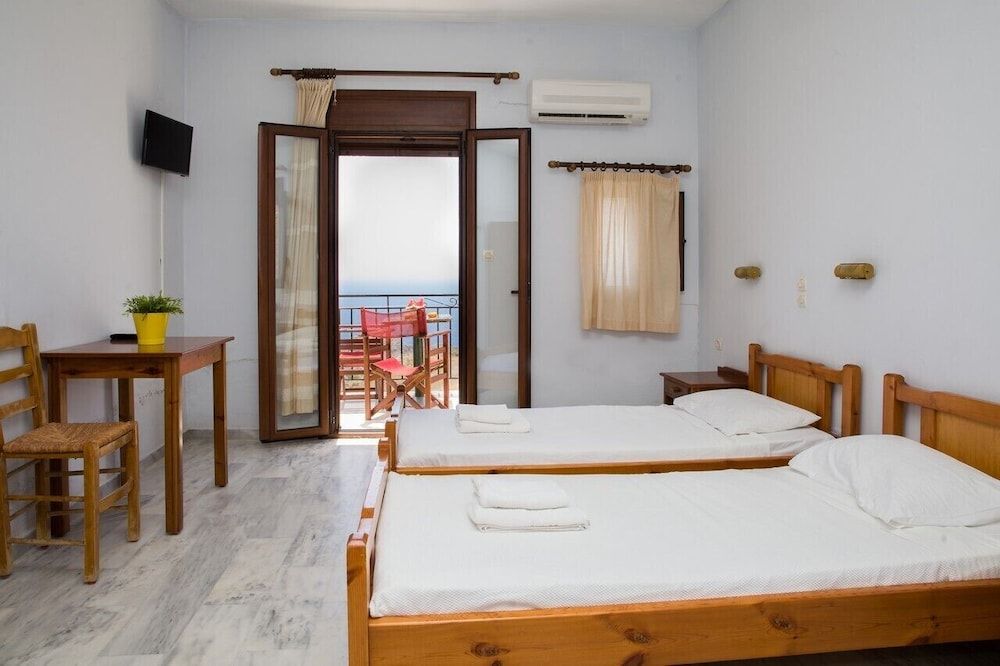Kavos Melissa Studios