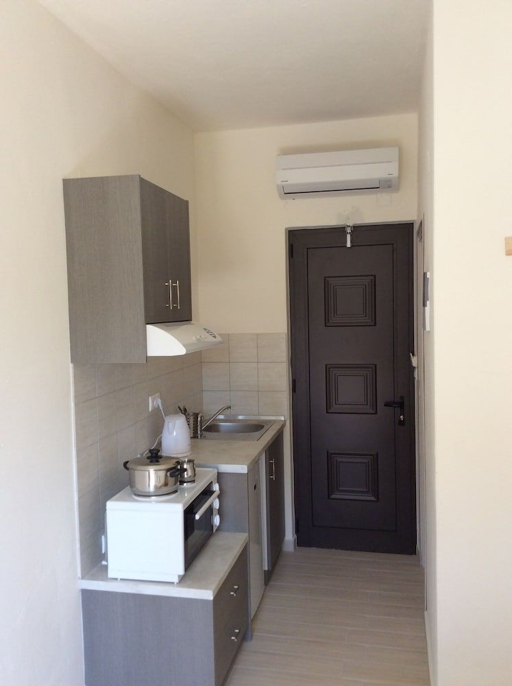 Elena Rooms