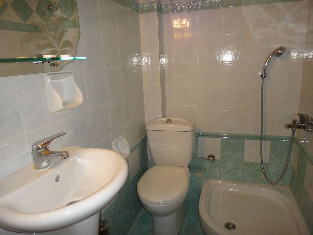 Hotel Frida Single Room 9