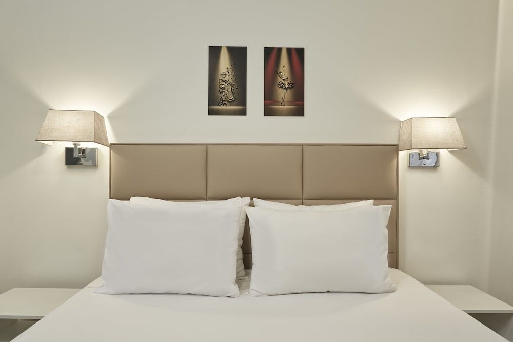 undefined Cozy and Bright Apartment in Kolonaki 5