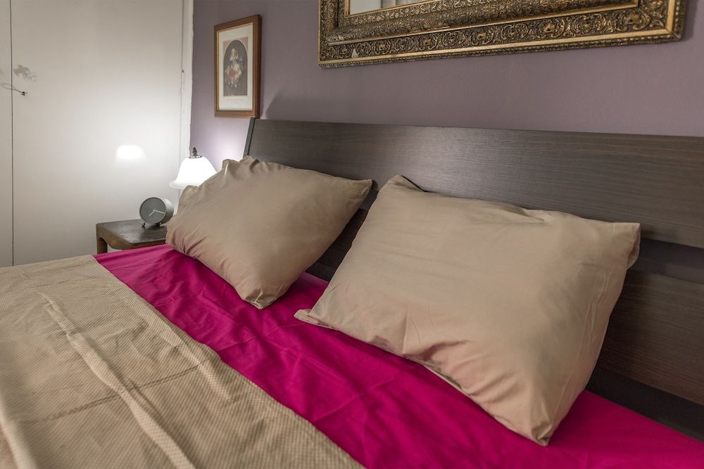 undefined Athens Neverland 7