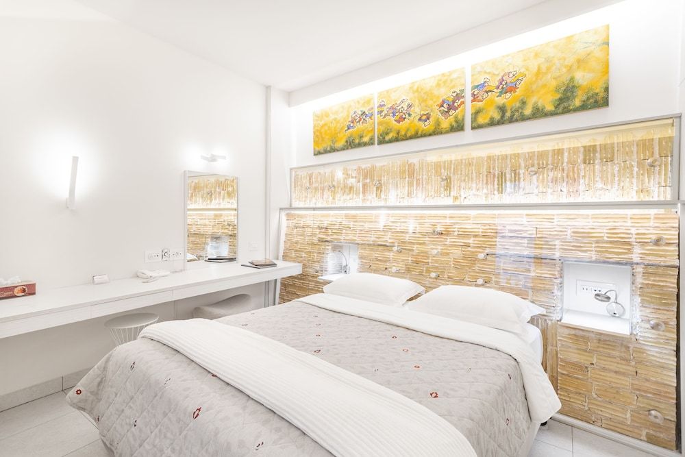 undefined Acropolis Suites 2 - Where else in Athens 5