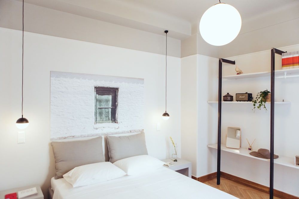 We Saw Athens Apartment 3B 30