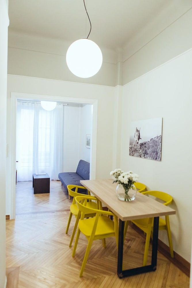 We Saw Athens Apartment 3B 27