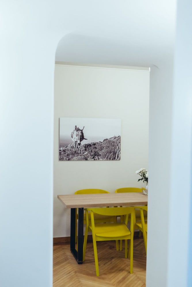 We Saw Athens Apartment 3B 25