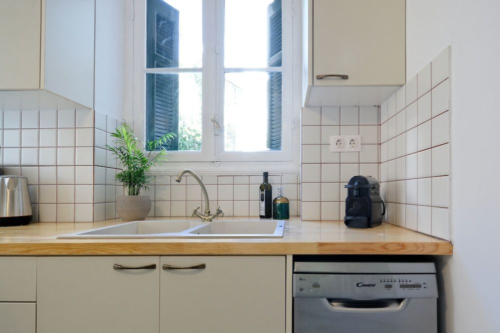 The Athens History Classic Apartment, 4 Bedrooms, Park View 19