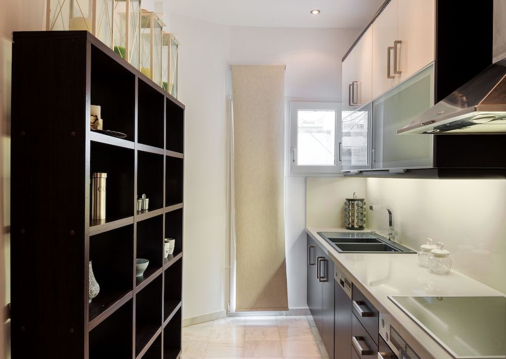 undefined Acropolis Stylish Suite 9