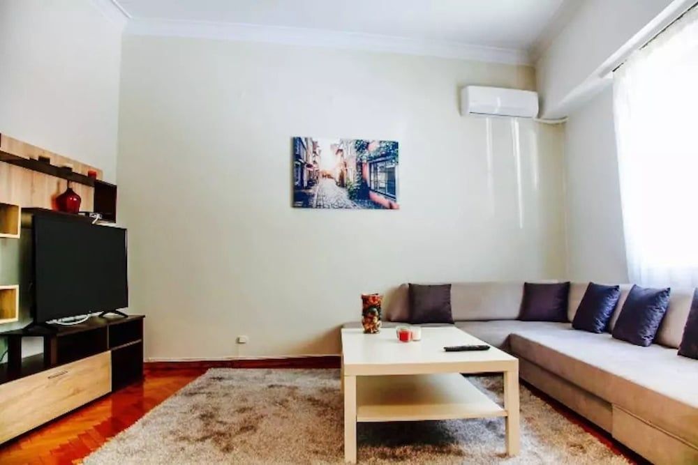 undefined Acropolis modern house 5