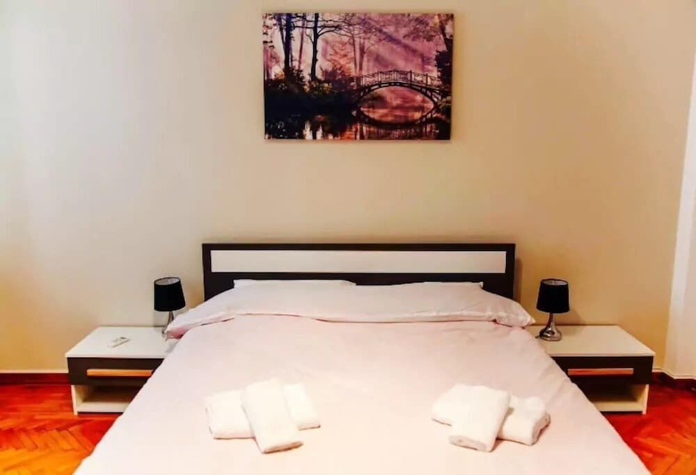 undefined Acropolis modern house