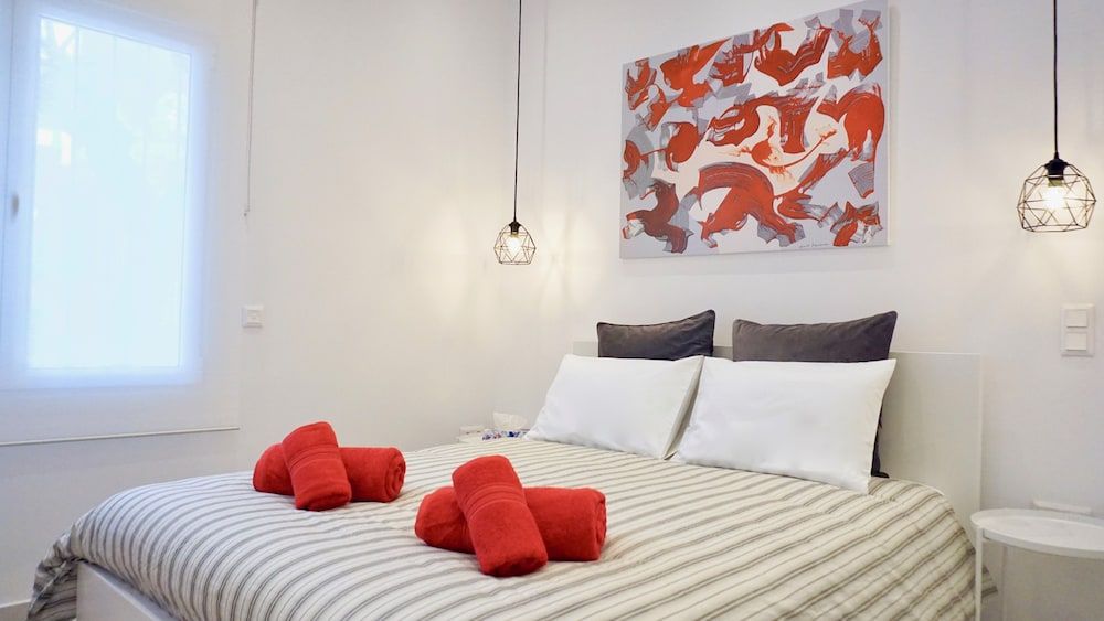 undefined Unique Stylish Apt in Athens