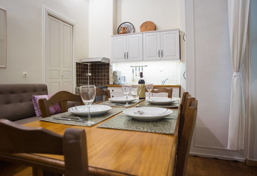 undefined GK Thiseio 10