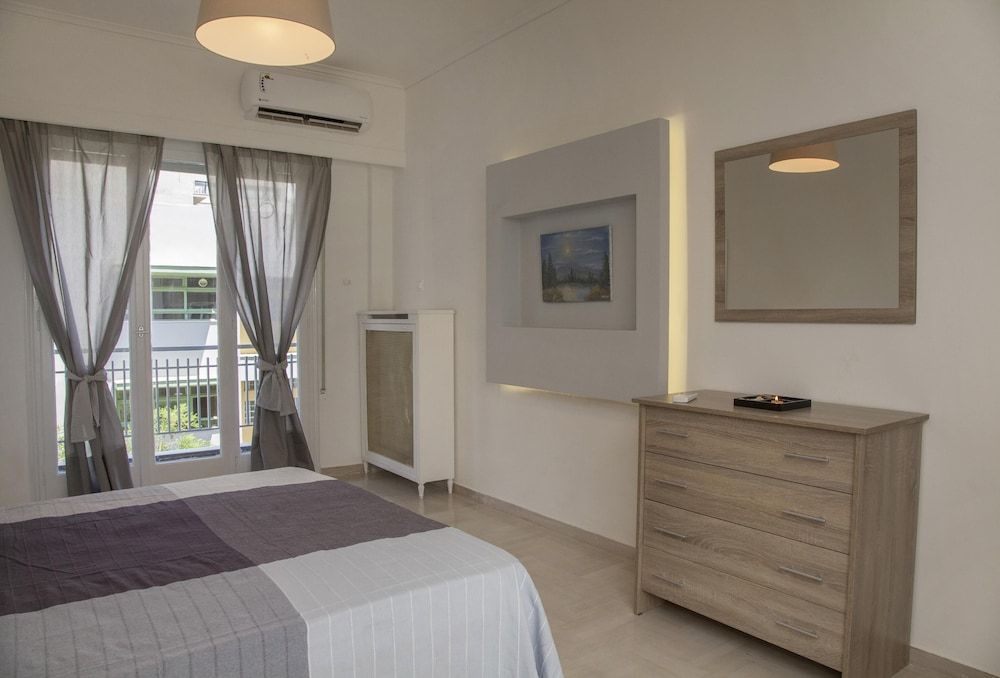 undefined Athens Gem near Archaeological Museum by GHH 9