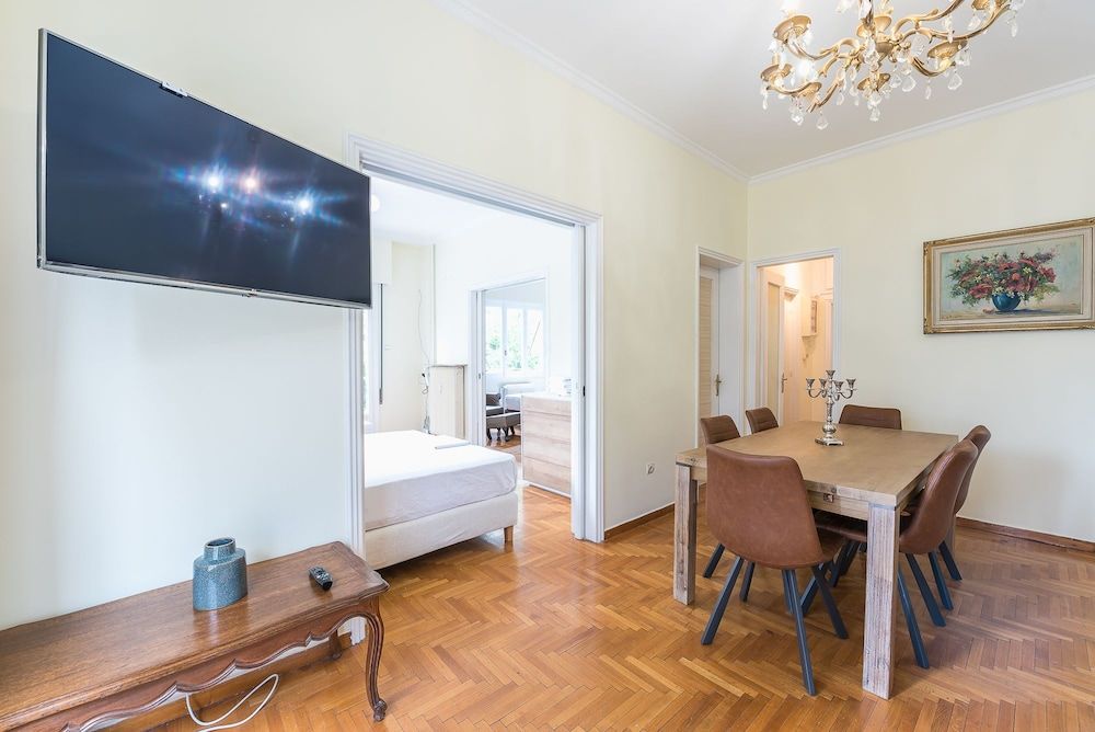 Victoria Queens Palace Apartments Apartment 30