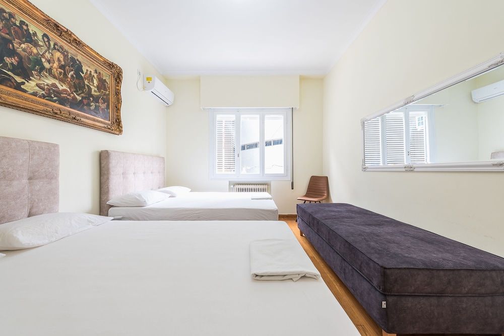 Victoria Queens Palace Apartments Apartment 7