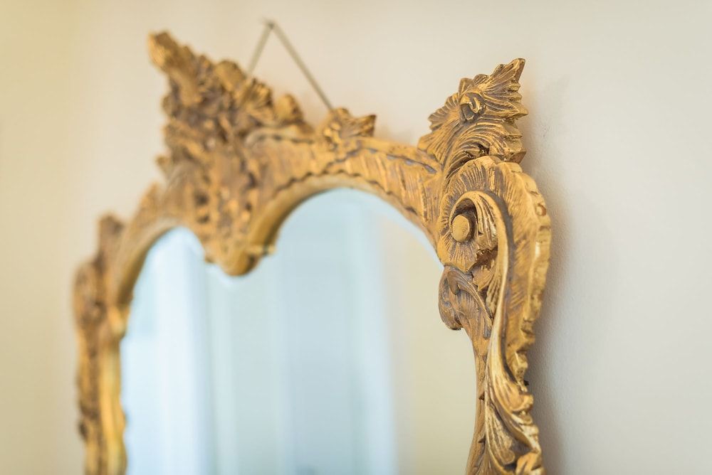 undefined Victoria Queens Palace Apartments 10