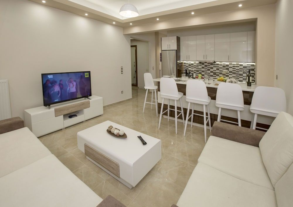 undefined Spacious & Convenient Place near Acropolis Museum by GHH 5