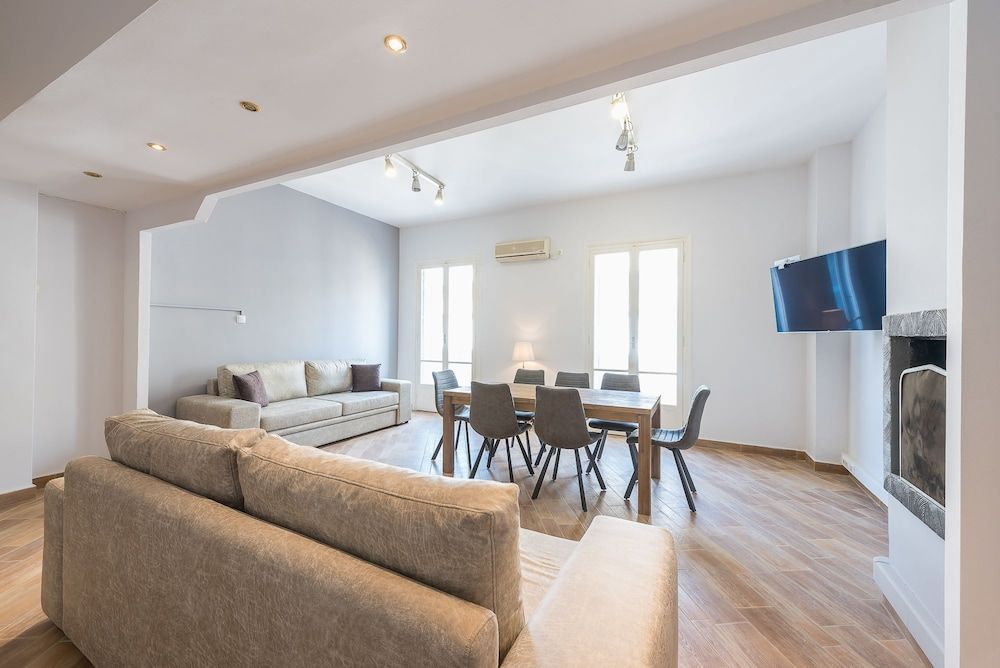 Victoria Majesty Apartments Apartment 25