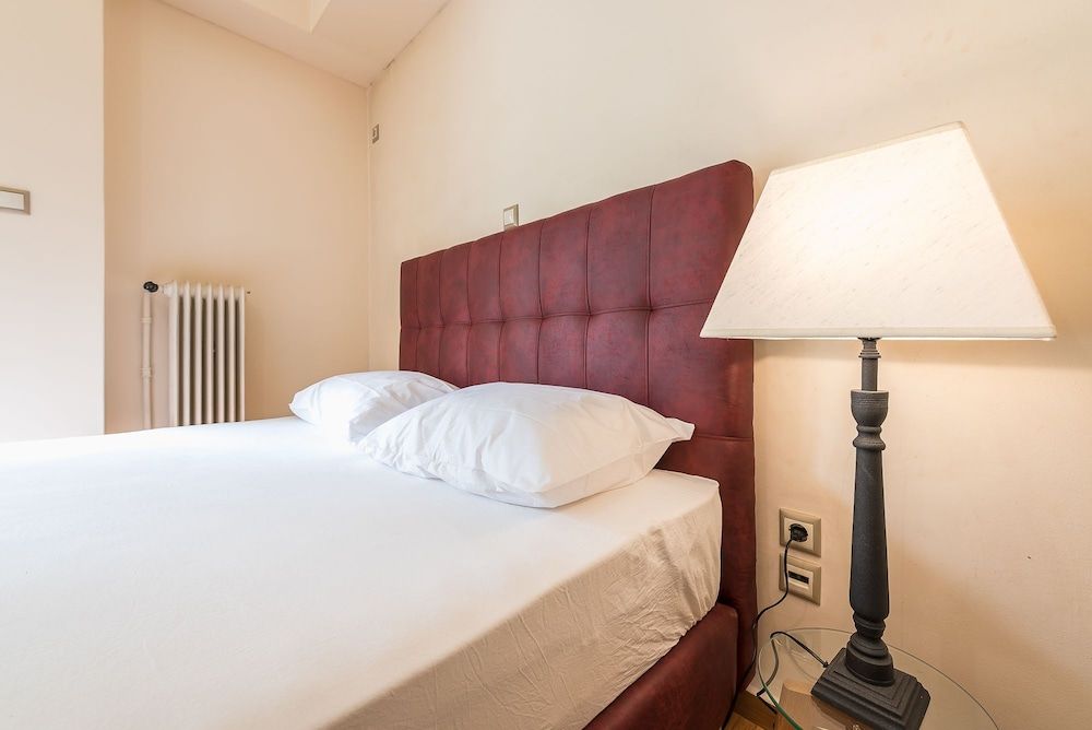 undefined Victoria Familia Apartments 9