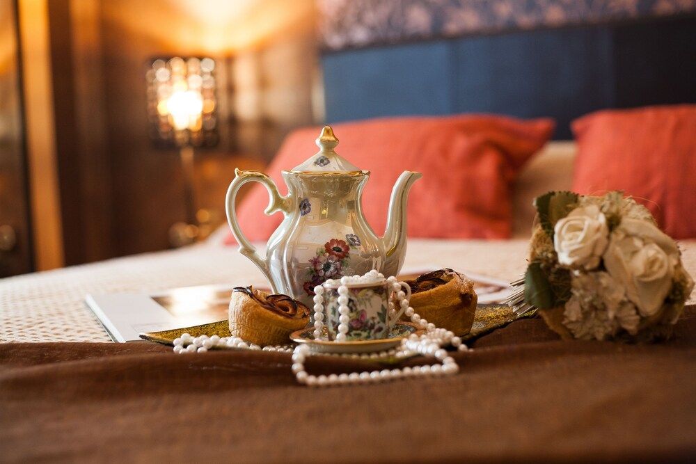 undefined Gold and Blue Luxurious Apartment 6