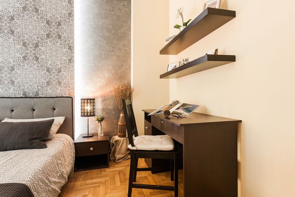 undefined Beautiful Safe Apartment Near Centre 9