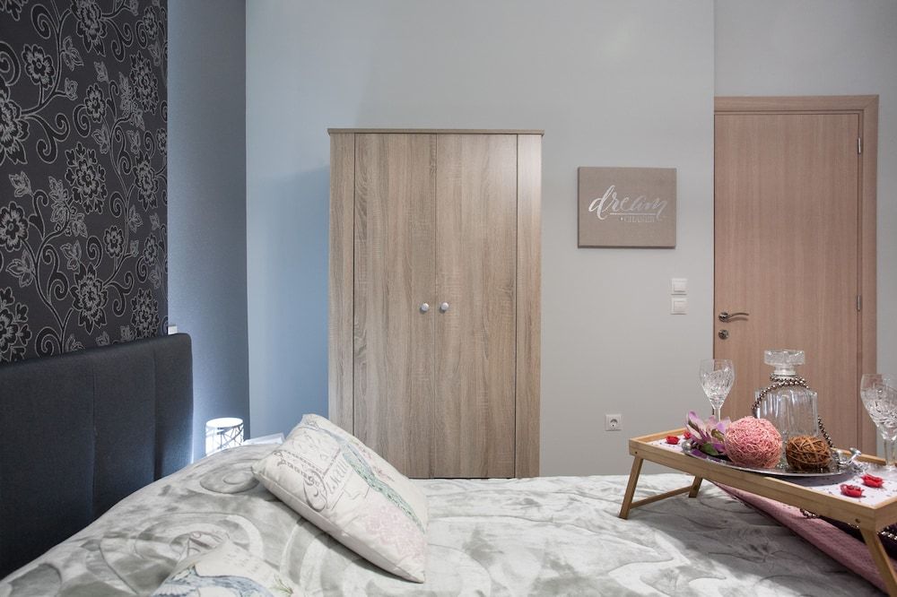 undefined Central Safe Smart Apartment 8